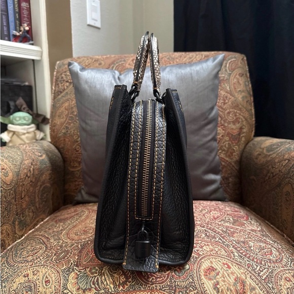 Coach Rogue 1st  (first) Generation All Black and Snakeskin handles lock and key - Picture 6 of 16